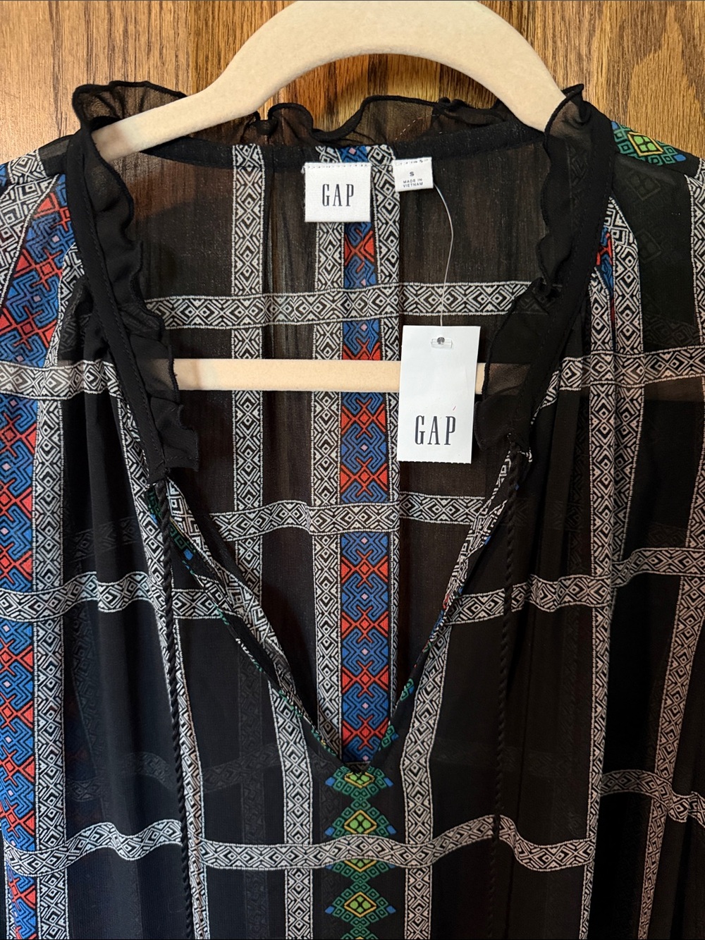 Gap dress-Sheer through-BNWT-Size M - Picture 2 of 3
